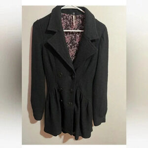 FREE PEOPLE BLACK WOOL DOUBLE BREASTED
COAT size 2